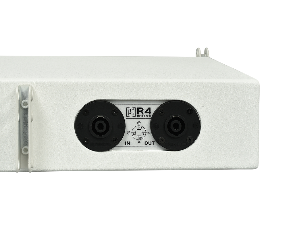 Beta Three（贝塔斯瑞）R4/R8紧凑型有源线性阵列扬声器商品主图